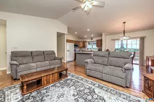 20 Down Draft Cir, West Haven, CT 06516 - Photo 11