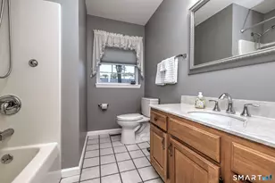 20 Down Draft Cir, West Haven, CT 06516 - Photo 25