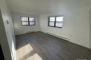 832 Atlantic St, Bridgeport, CT 06604 - Photo 3