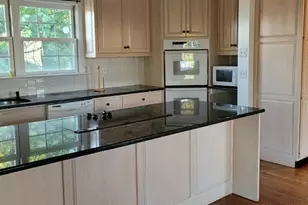 10 Elmwood Ave, Norwalk, CT 06854 - Photo 3