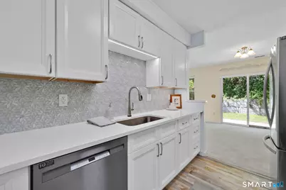 16 Maple Street #20, Vernon, CT 06066 - Photo 5