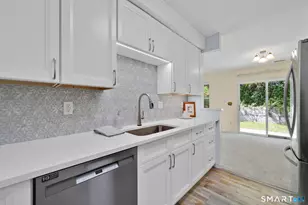 16 Maple St, Vernon, CT 06066 - Photo 5