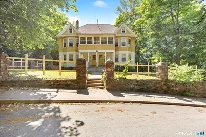 12 Arch Street, Manchester, CT 06040 - Photo 1