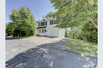 24 Nutmeg Court #24, West Hartford, CT 06110 - Photo 1