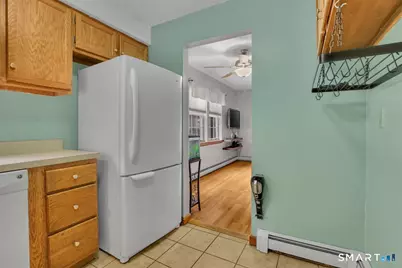 104 Oakland Street #A, Manchester, CT 06042 - Photo 5