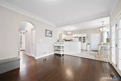 44 Cricket Lane, Fairfield, CT 06825 - Photo 5