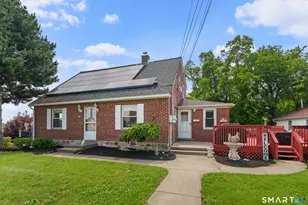 60 Primrose St, Waterbury, CT 06708 - Photo 1