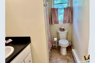 5 Governors Lane, Bethel, CT 06801 - Photo 11