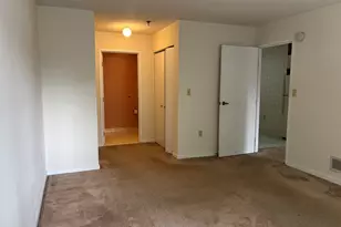 75 Washington Ave, Hamden, CT 06518 - Photo 13