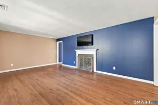 3 Brent Rd, Manchester, CT 06042 - Photo 11