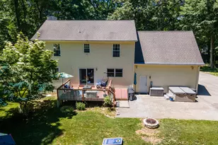 264 N Wawecus Hill Rd, Norwich, CT 06360 - Photo 23