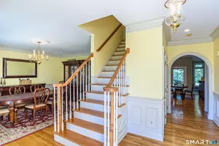 25 Wildrose Ln, Trumbull, CT 06611 - Photo 7
