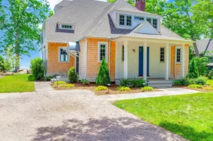 32 Wood Rd, Branford, CT 06405 - Photo 5