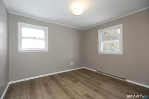 202 Reed Ave, Windsor Locks, CT 06096 - Photo 9