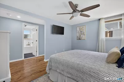 22 Heather Lane, Norwalk, CT 06851 - Photo 15