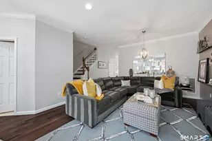11 Orwich Ct, Danbury, CT 06810 - Photo 15