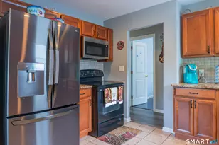 65 Harding Ave, Newington, CT 06111 - Photo 7