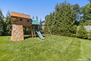 9 Deluca Dr, Greenwich, CT 06807 - Photo 27
