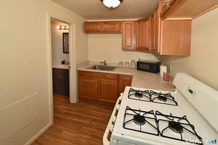10 Grant St, Vernon, CT 06066 - Photo 3