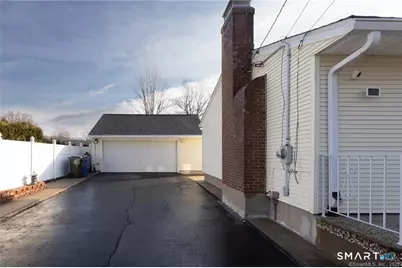 68 Gerthmere Drive, West Hartford, CT 06110 - Photo 35