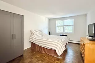 140 Grove St, Stamford, CT 06901 - Photo 9
