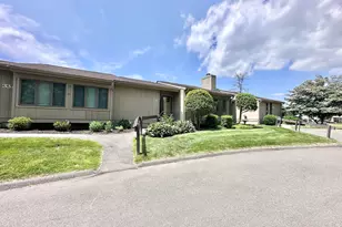 33 Pilgrim Harbor, Wallingford, CT 06492 - Photo 1