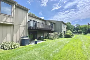 33 Pilgrim Harbor, Wallingford, CT 06492 - Photo 5