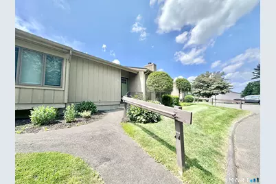 33 Pilgrim Harbor #B, Wallingford, CT 06492 - Photo 3