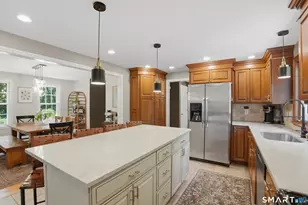 26 Renee Ct, Cheshire, CT 06410 - Photo 7