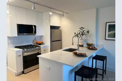 93 Morgan Street #8e, Stamford, CT 06905 - Photo 1
