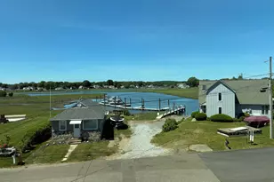 2 Buckingham Ave, Old Saybrook, CT 06475 - Photo 7