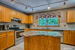 61 Putting Green Ln, Prospect, CT 06712 - Photo 7