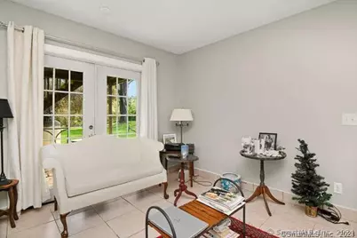 298 Old Waterbury Road #1, Southbury, CT 06488 - Photo 9