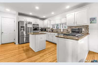 85 Old Colony Road #85, Monroe, CT 06468 - Photo 7