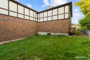 181 Hicks St, Meriden, CT 06450 - Photo 11