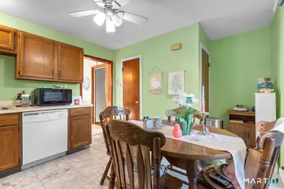 181 Hicks Street #2D, Meriden, CT 06450 - Photo 11