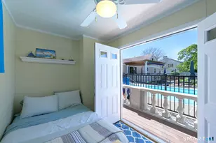 1085 Ocean Ave, New London, CT 06320 - Photo 33