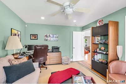 1085 Ocean Avenue, New London, CT 06320 - Photo 15