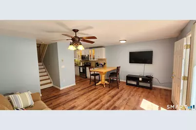 111 West Walk #111, West Haven, CT 06516 - Photo 11