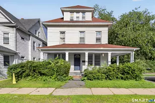 810 Briarwood Ave, Bridgeport, CT 06604 - Photo 1