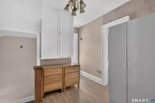 810 Briarwood Ave, Bridgeport, CT 06604 - Photo 29