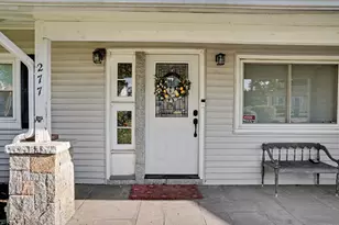 277 Indian Field Rd, Bridgeport, CT 06606 - Photo 9
