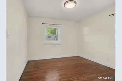 277 Indian Field Road, Bridgeport, CT 06606 - Photo 23