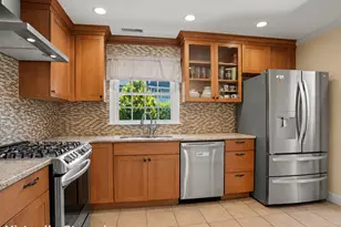 9 Junebar Ln, Norwalk, CT 06851 - Photo 9
