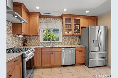9 Junebar Lane, Norwalk, CT 06851 - Photo 7