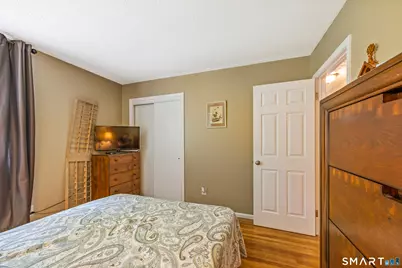 80 Briar Cliff Avenue, Waterbury, CT 06708 - Photo 7