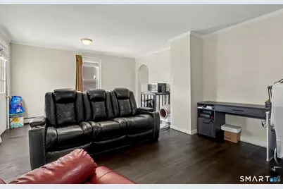 178 Linen Avenue, Bridgeport, CT 06604 - Photo 3