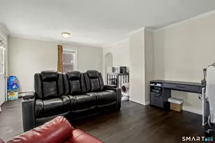 178 Linen Ave, Bridgeport, CT 06604 - Photo 3
