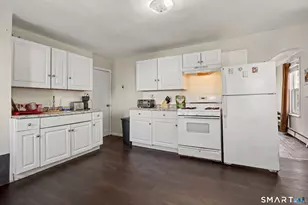 178 Linen Ave, Bridgeport, CT 06604 - Photo 5