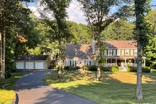 16 Vandy Dr, Griswold, CT 06351 - Photo 1
